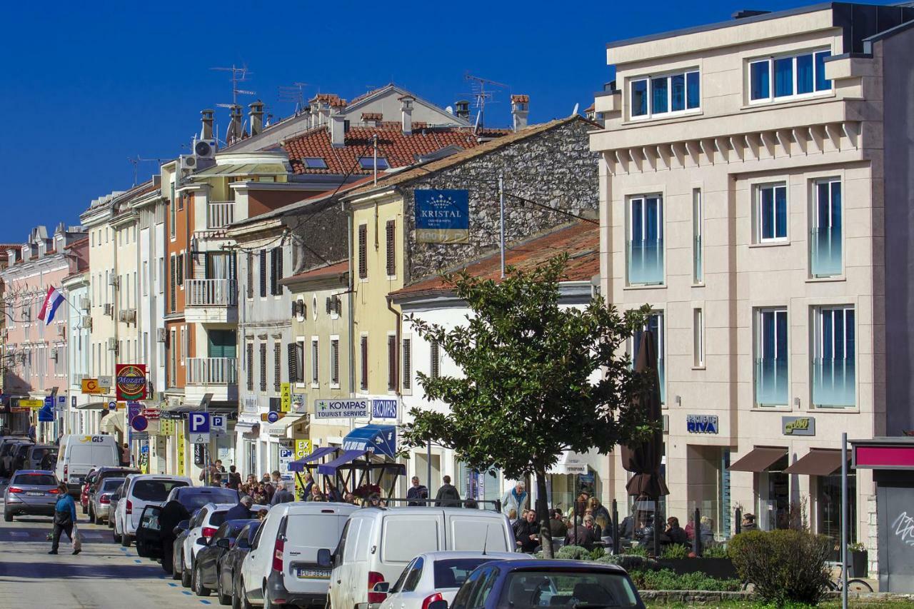 Apartments Riva-Interauto Umag Bagian luar foto